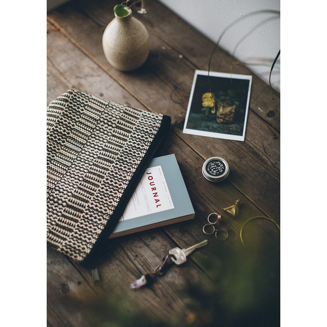 Feather Weave Jute Make-Up Bag